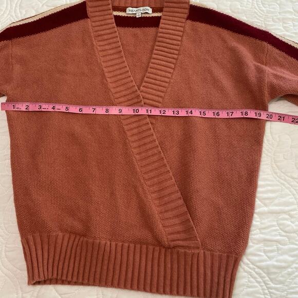 HEARTLOOM Large V Neck Pullover Preppy Kinitted Sweater - Picture 3 of 8